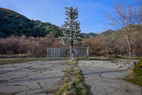 Outlier, Fort Tejon, CA (2026)